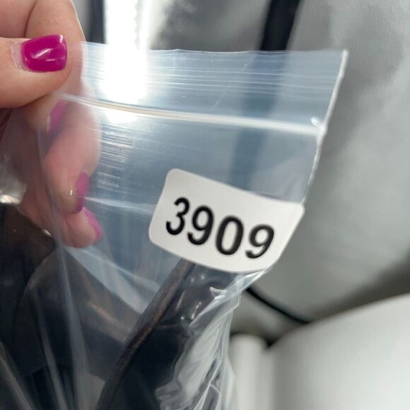 Salvatore Ferragamo Pump Women Size 7.5 B Black Suede Patent Cap Toe Square Toe - Picture 14 of 14